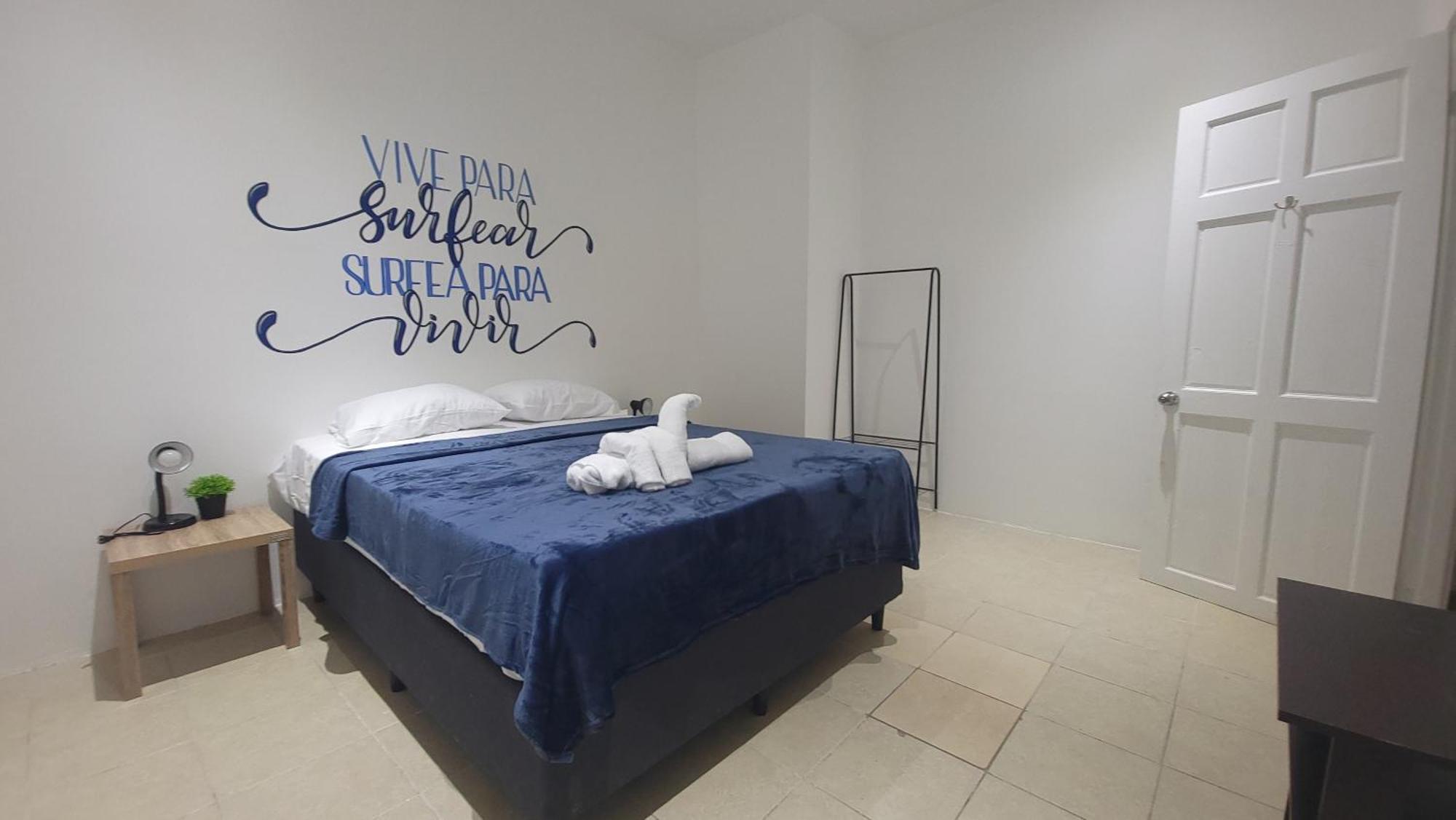 Surfo House Hotel & Hostel Tamarindo Exteriör bild