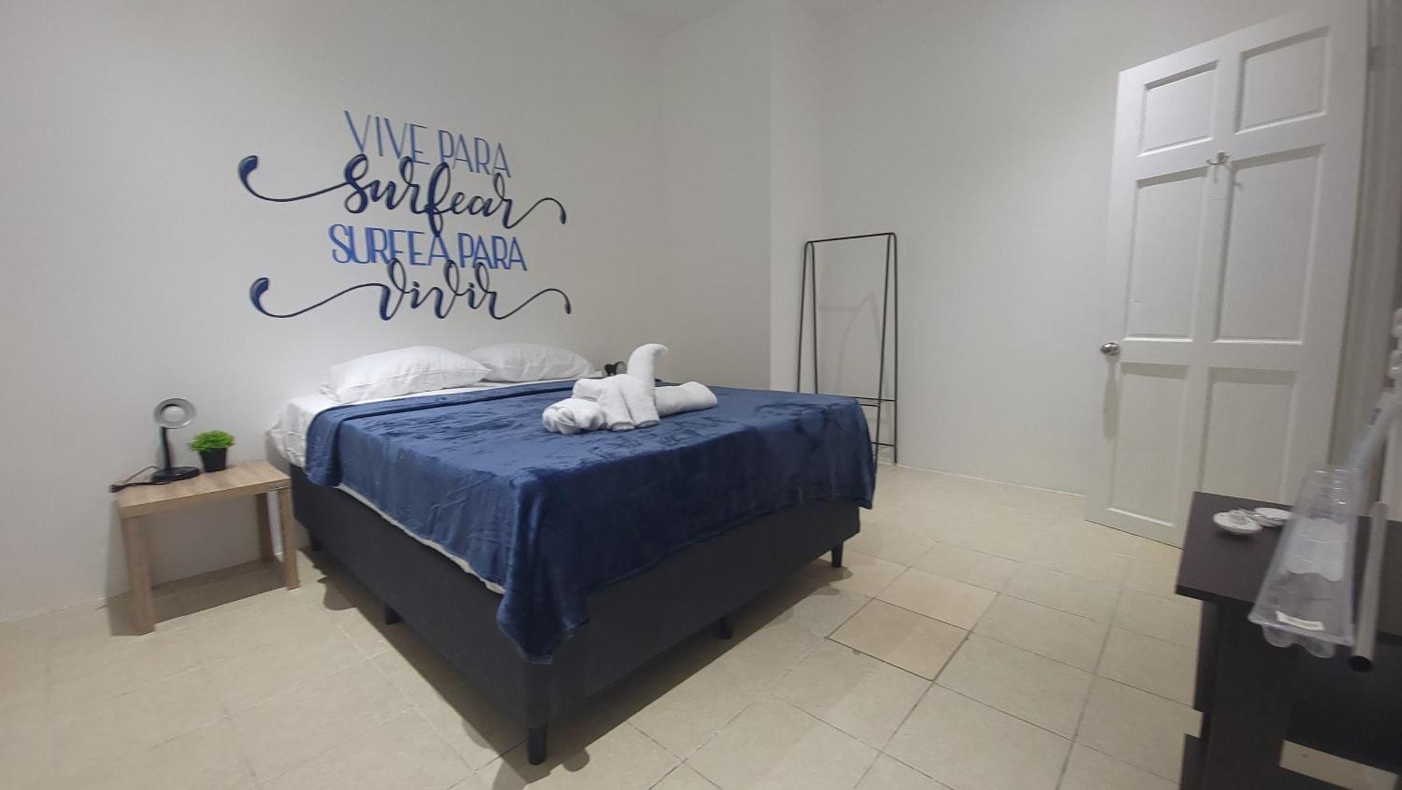 Surfo House Hotel & Hostel Tamarindo Exteriör bild