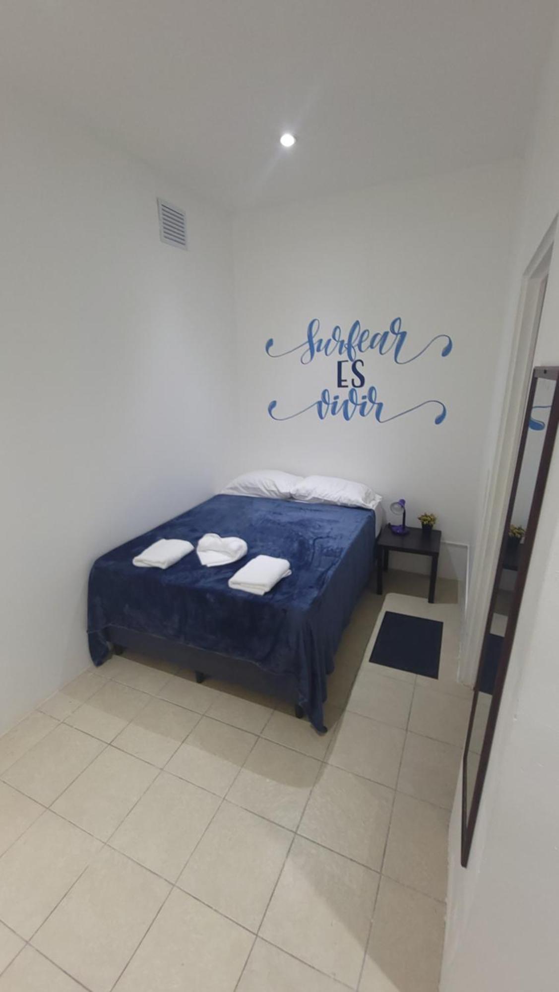 Surfo House Hotel & Hostel Tamarindo Exteriör bild